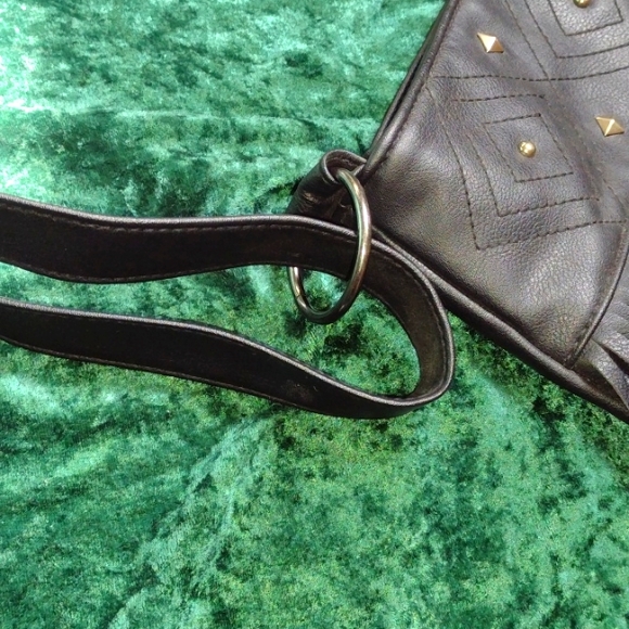 Hand Bag - Picture 3 of 6